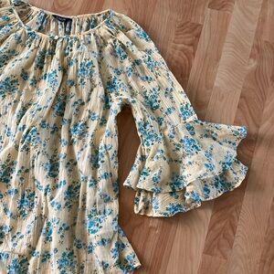 Chaps 3/4 Bell Sleeve Blouse with keyhole neck